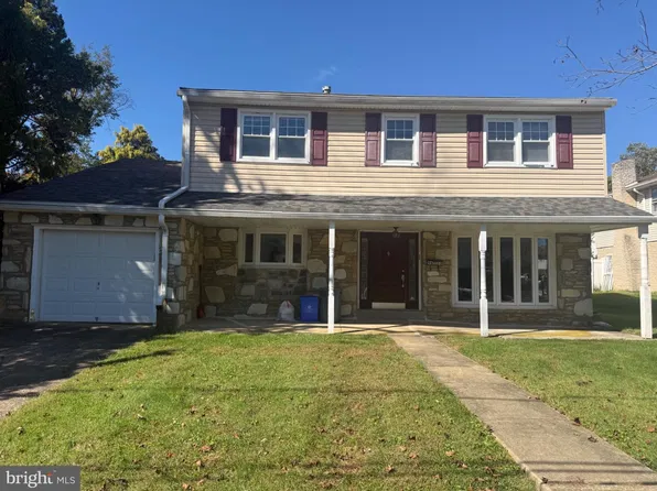 9658 Sandanne Rd, Philadelphia, PA 19115