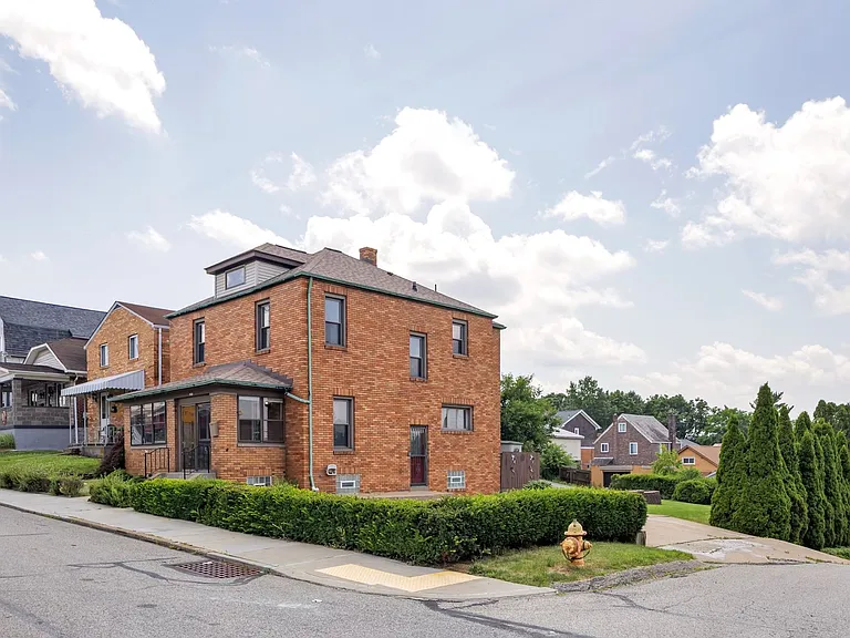1002 Fordham Ave — Photo 33