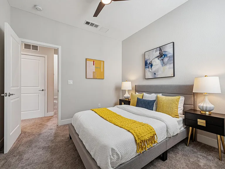 1426 Seawind Dr — Photo 29