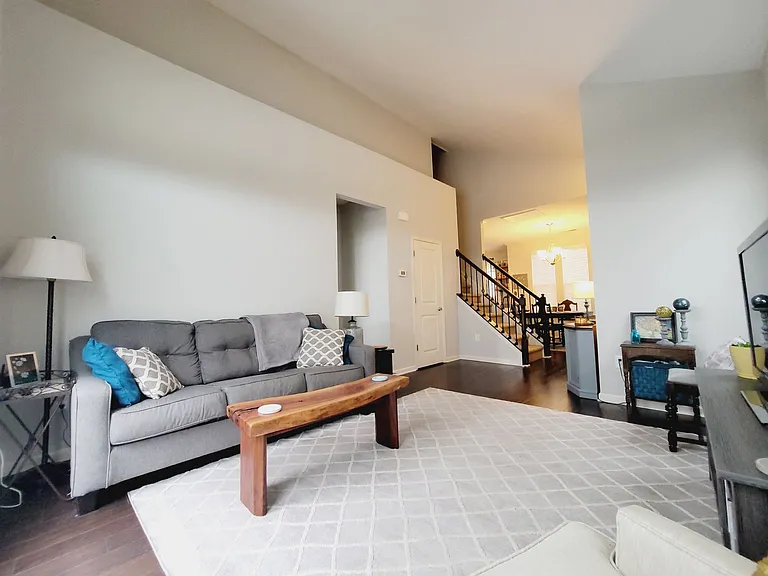 101 Prairie View Ct — Photo 6