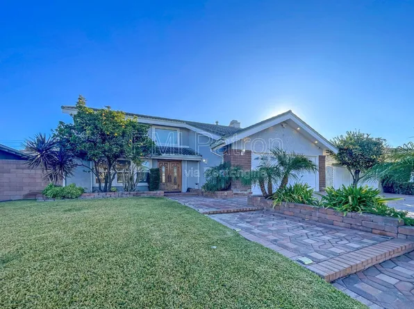 9564 Peartree Ln, Cypress, CA 90630