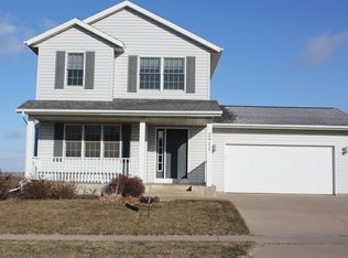 2911 Bandel Ct NW, Rochester, MN 55901