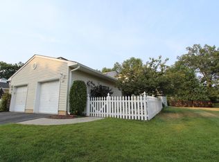 34 Cherrywood Cir, Brick, NJ 08724