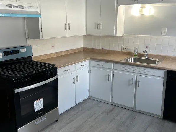 124-26 Woodruff Ave, Syracuse, NY