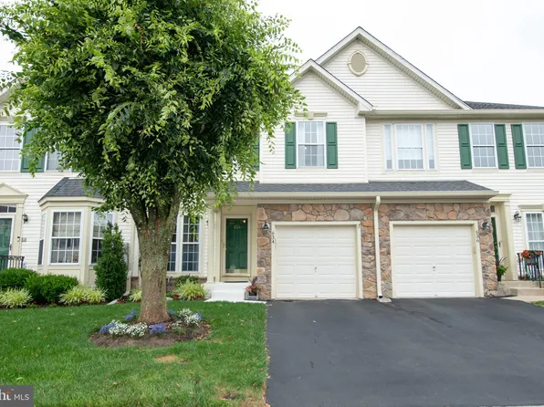 634 Tulip Dr, Warrington, PA 18976