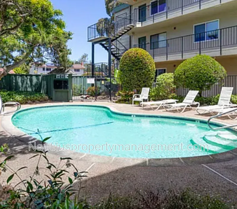 2 bed, 1.5 bath, $3,345 — Photo 2