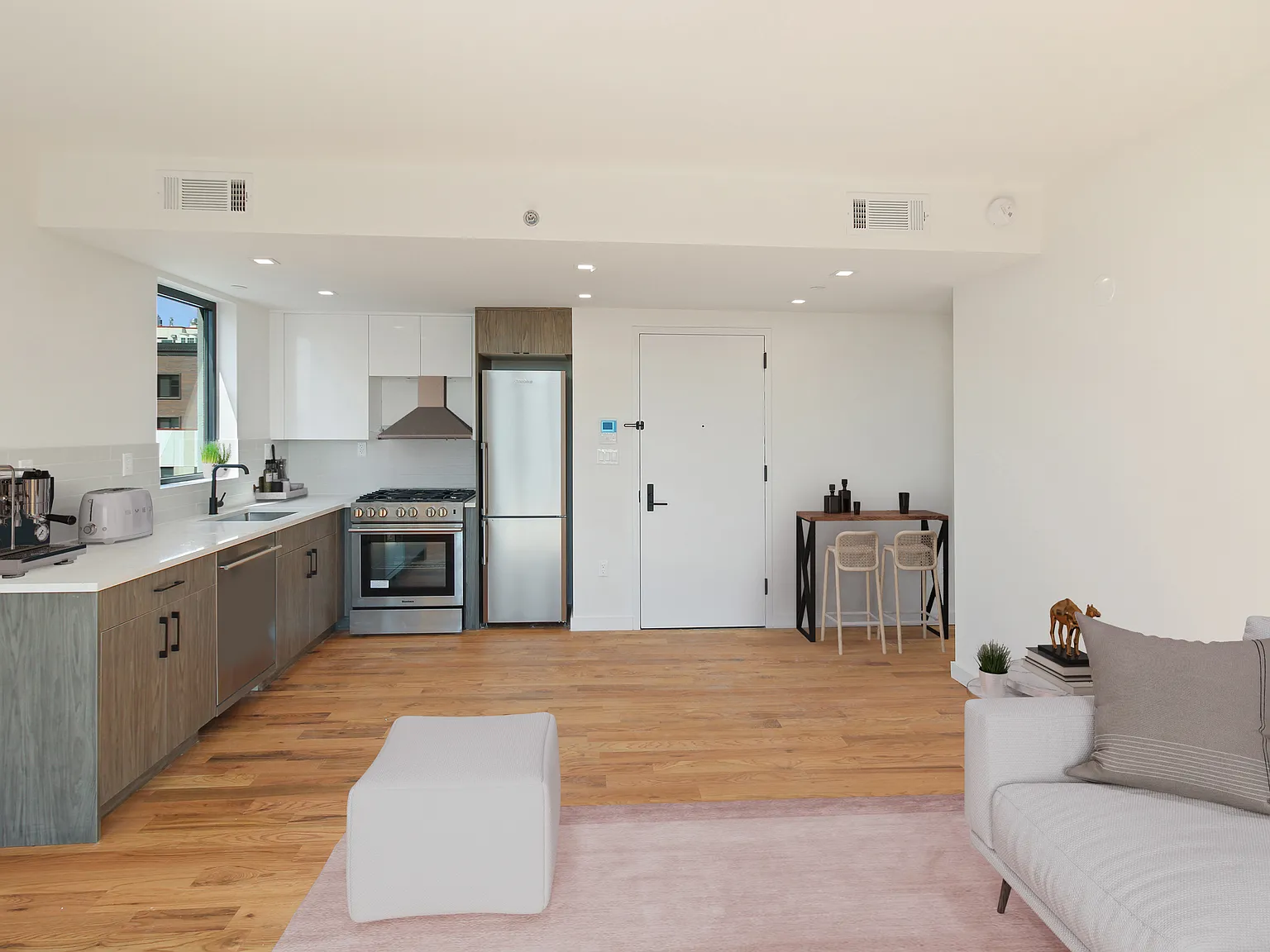514 Herkimer Street — Photo 3