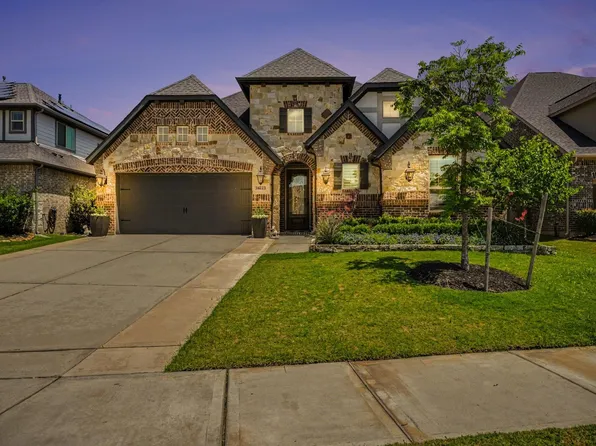 14223 Dunsmore Landing Dr, Houston, TX 77059