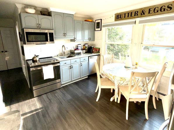 (undisclosed Address), Levittown, NY 11756