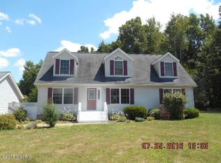8526 Manshum Dr, Portland, MI 48875