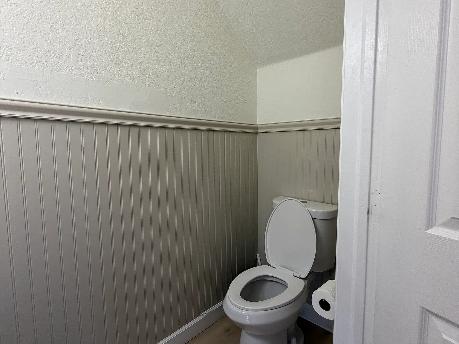 1215 NW 100th Ave — Photo 3