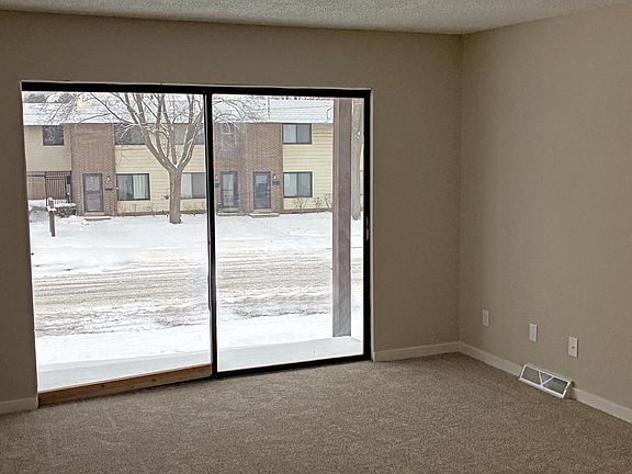 4th image of 6041 W Port AVENUE Unit A