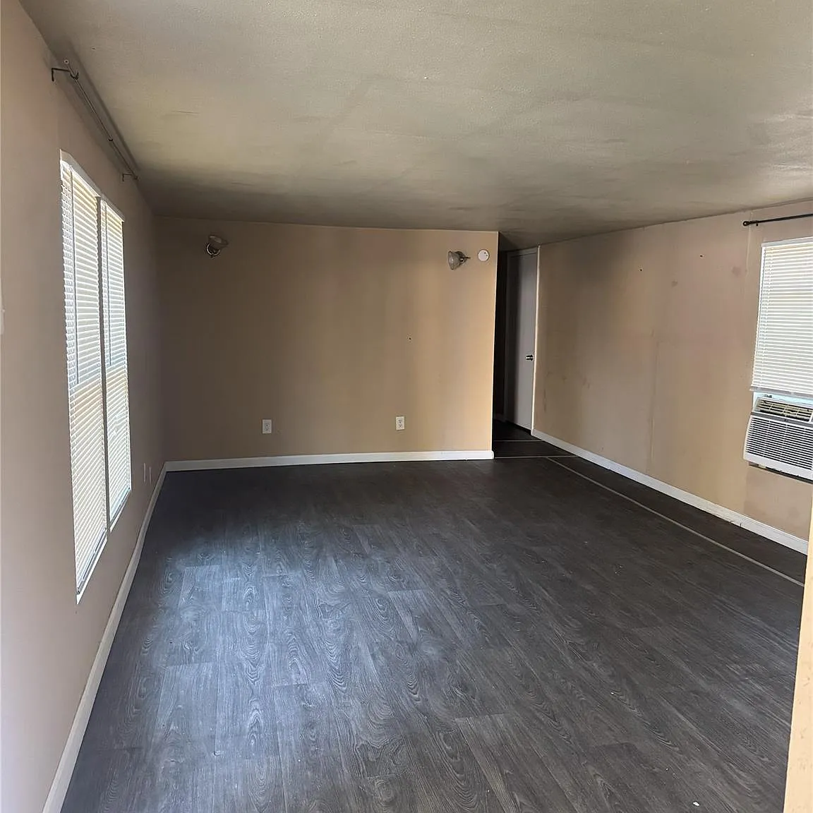 2 bed, 1.0 bath, 650 sqft, $900 — Photo 4