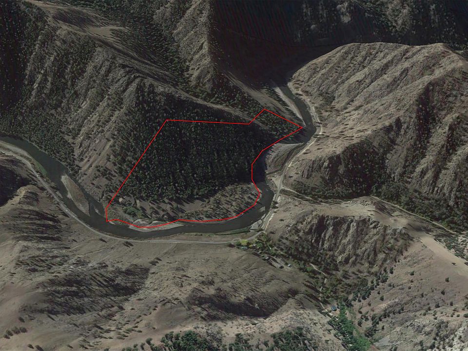 2nd image of 1068 Salmon River Rd