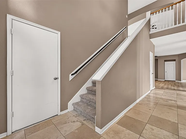 14402 Barker Pelican Ct — Photo 11