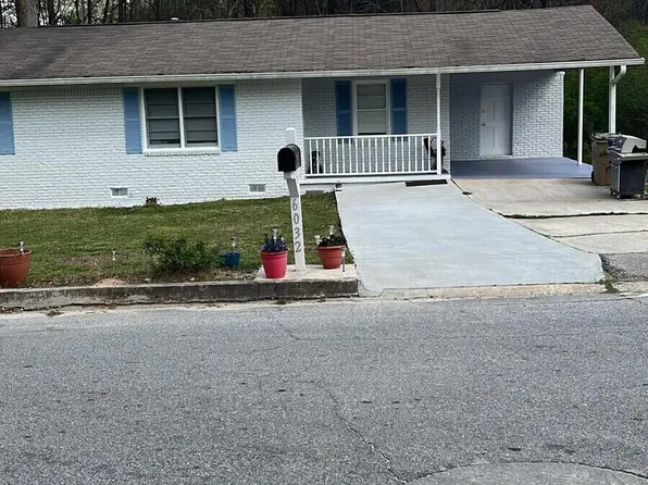 6032 Park Dr, Forest Park, GA 30297