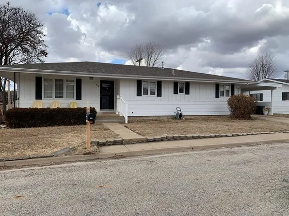 800 Stelling St, Ellsworth, KS 67439