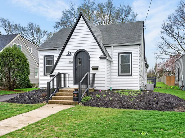 320 Chalmers St, Geneva, IL 60134