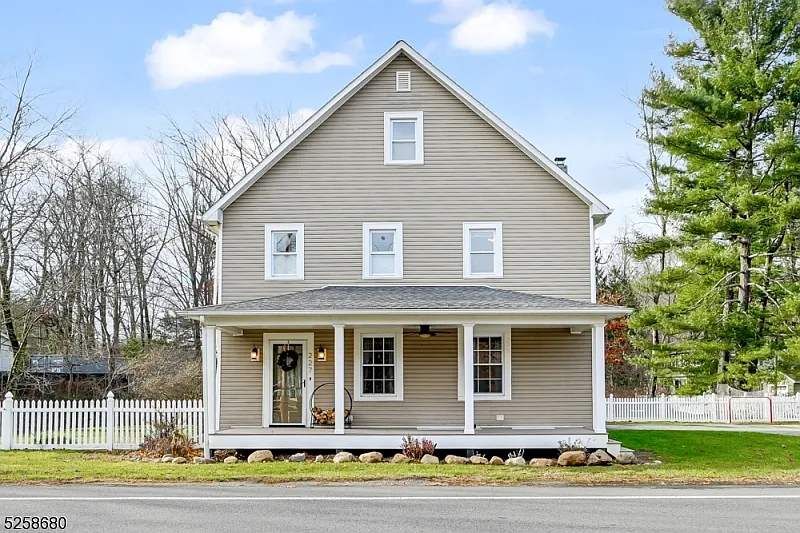 227 Powerville Rd photo 1