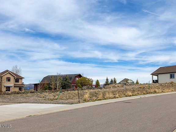 4th image of 223 Tomahawk Dr