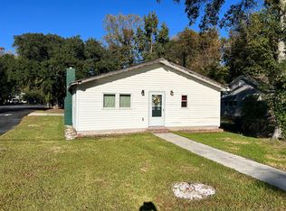 935 W Luke Ave, Summerville, SC 29483