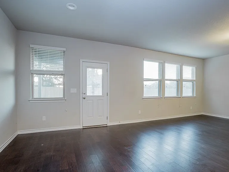1348 Eagle Ray St — Photo 32