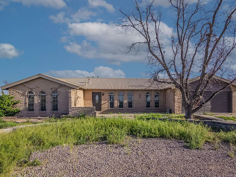 3025 W Ohara Rd — Photo 1