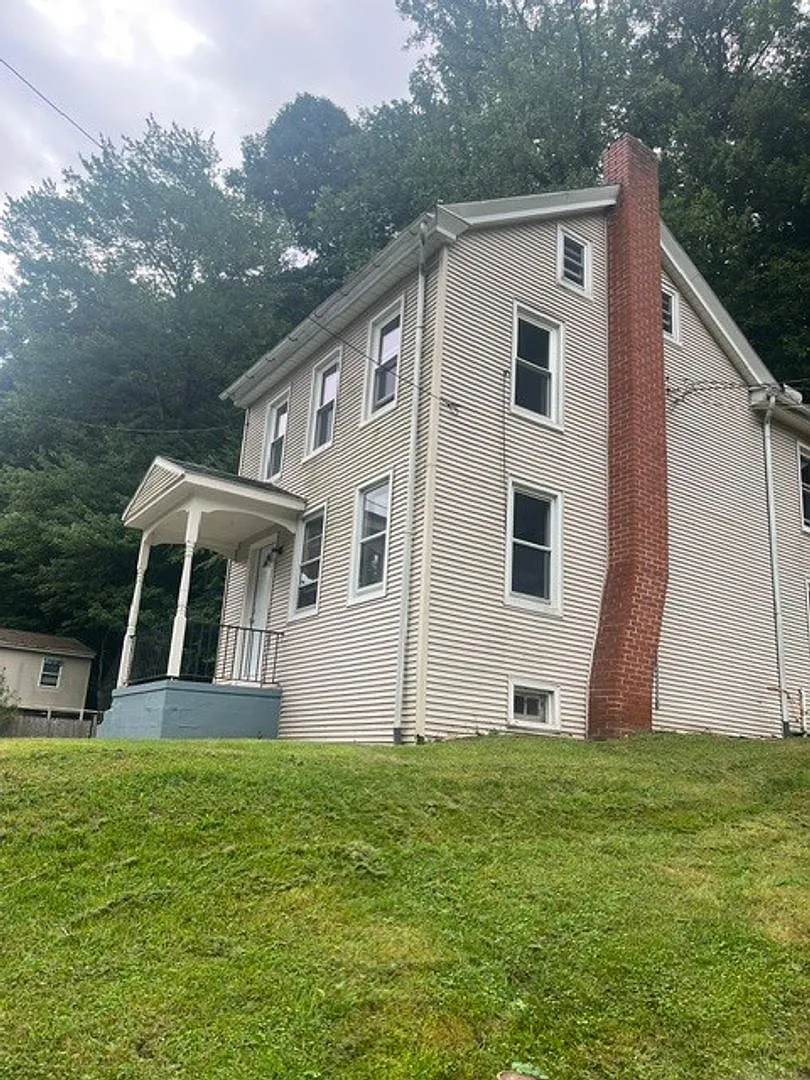 Insightful Real Estate, LLC - 702 Wyomissing Rd — Photo 2