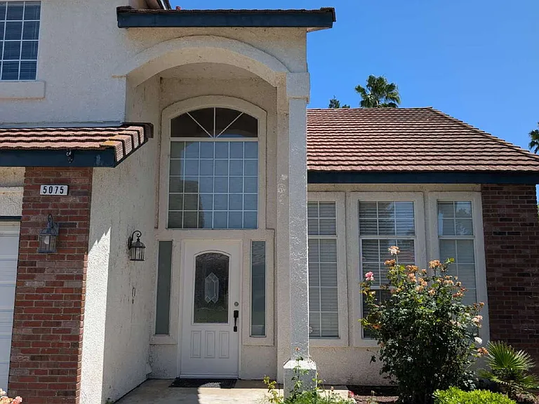 5075 Congressional St — Photo 4