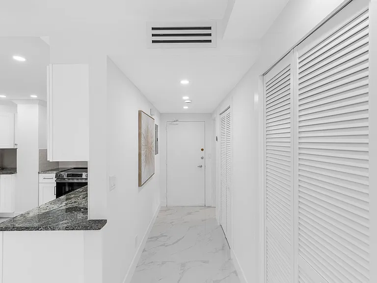 3800 Galt Ocean Dr #808 — Photo 15