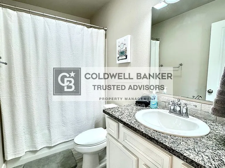 3108 Urbana Ave — Photo 19