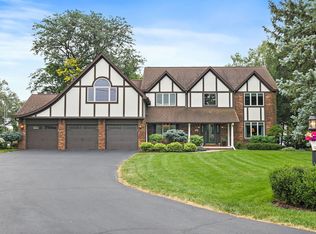 1606 Gregden Shores Dr, Sterling, IL 61081