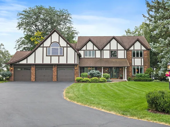 1606 Gregden Shores Dr, Sterling, IL 61081