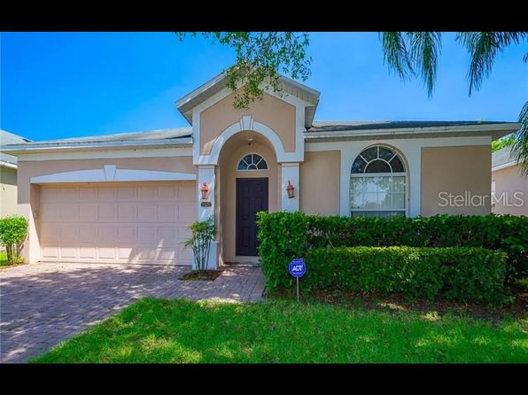 9935 Shadow Creek Dr