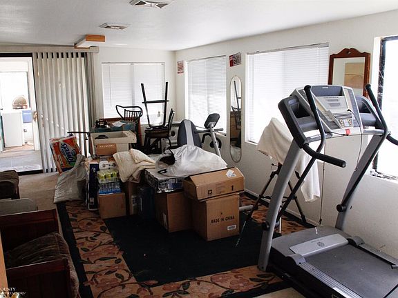 3rd image of 9660 Mason Way