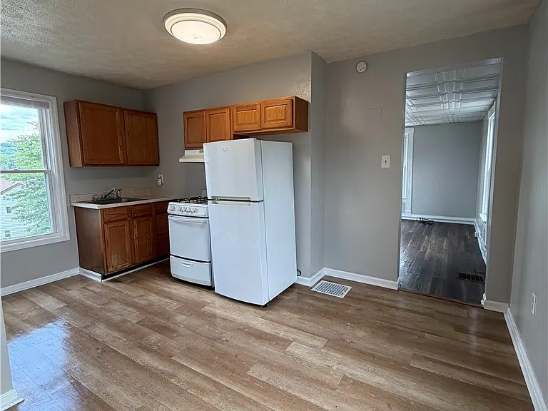 435 Kismet St #2 — Photo 9