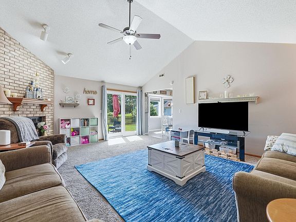 5th image of 6410 Post Brook Ln