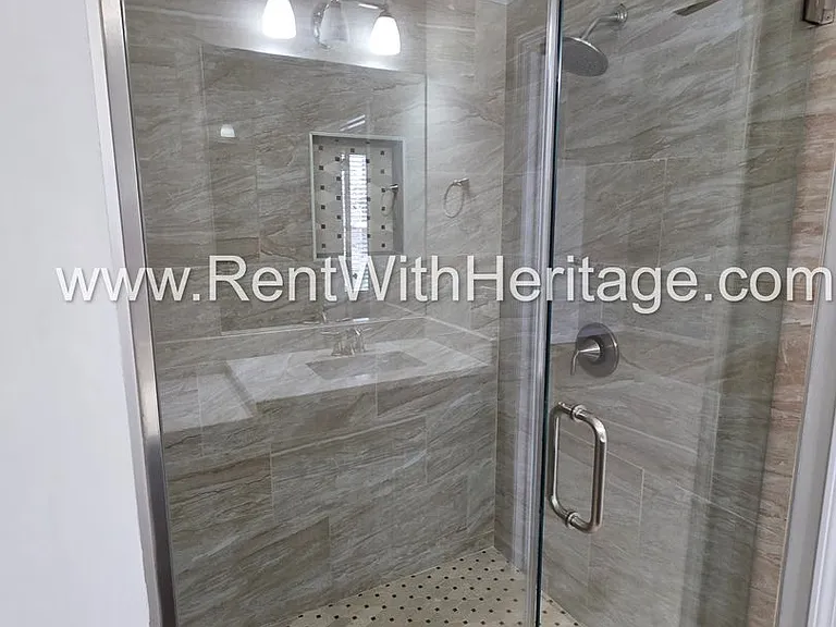 280 Ivey Lake Pkwy — Photo 42