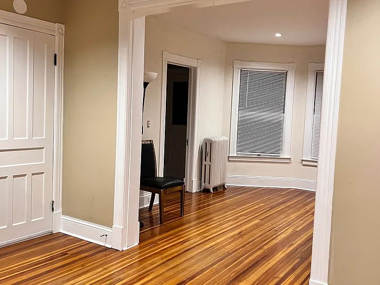 3 Bruce St #2 — Photo 16