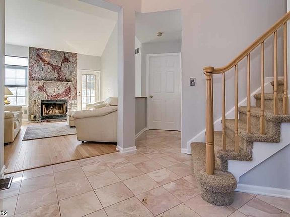 3rd image of 121 Woodmont Dr