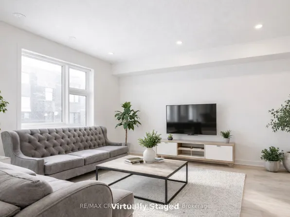 1121 Cooke Blvd, Burlington, ON