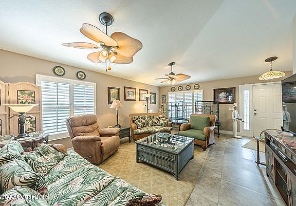 5th image of 4051 Chardonnay Dr