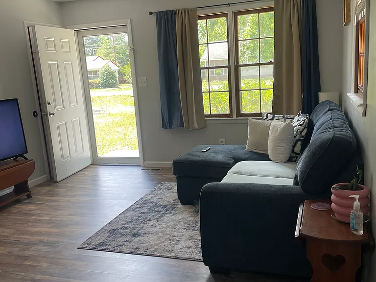 836 Mimosa Dr — Photo 4