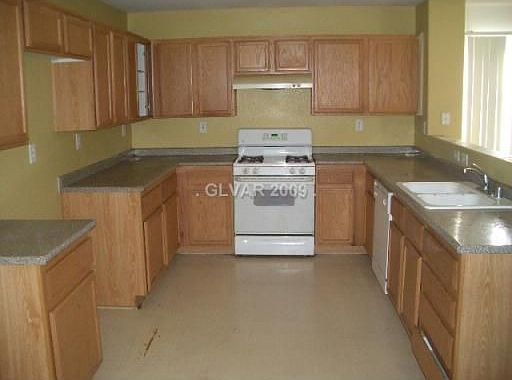 5th image of 5974 Mahogany Mountain Dr