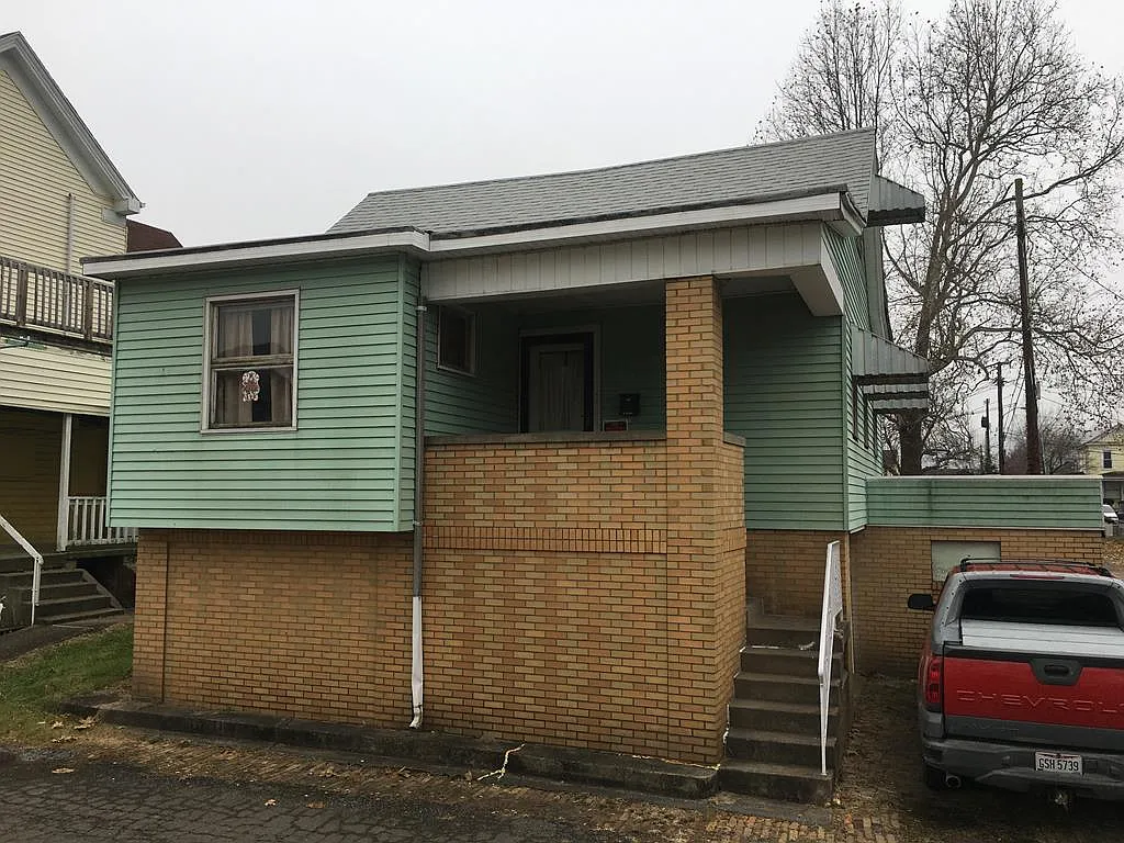 521 N Huron St photo 1