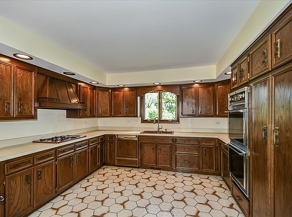 5th image of 8434 Flamingo Cir