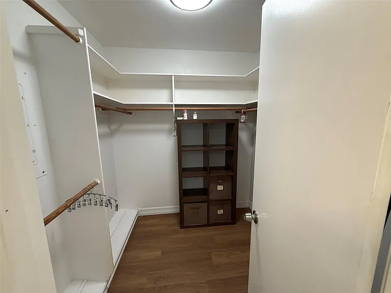 11915 Steppingstone Ln — Photo 27