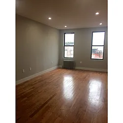 Rented by Weissman Realty