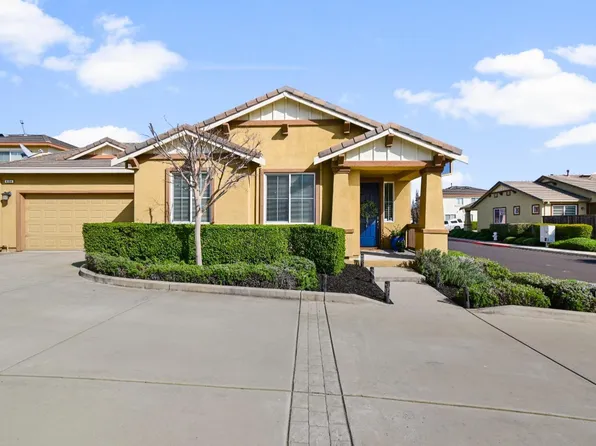668 Embassy Circle, Vacaville, CA 95688