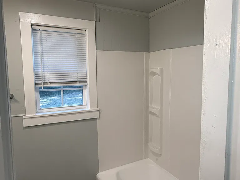 5609 Hollytree Dr — Photo 15